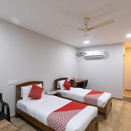 Hotel O Nestle Inn Madras Buitenkant foto
