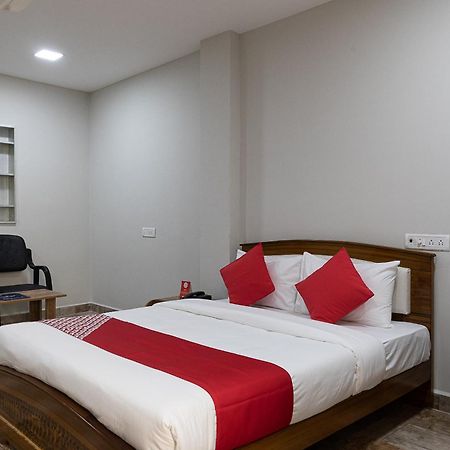 Hotel O Nestle Inn Madras Buitenkant foto