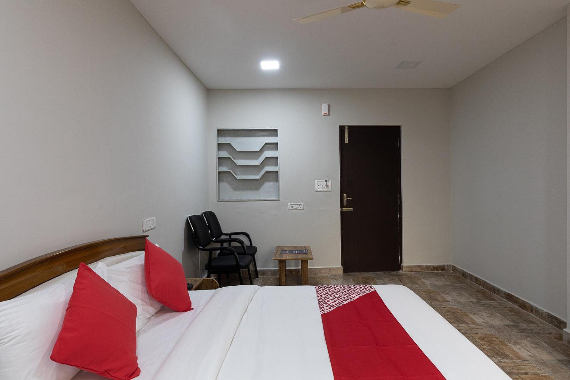 Hotel O Nestle Inn Madras Buitenkant foto