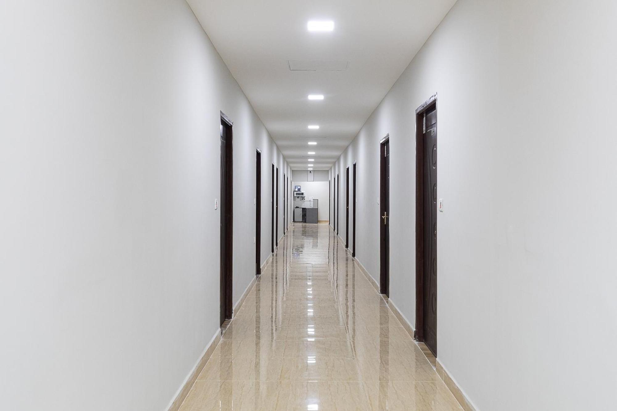 Hotel O Nestle Inn Madras Buitenkant foto