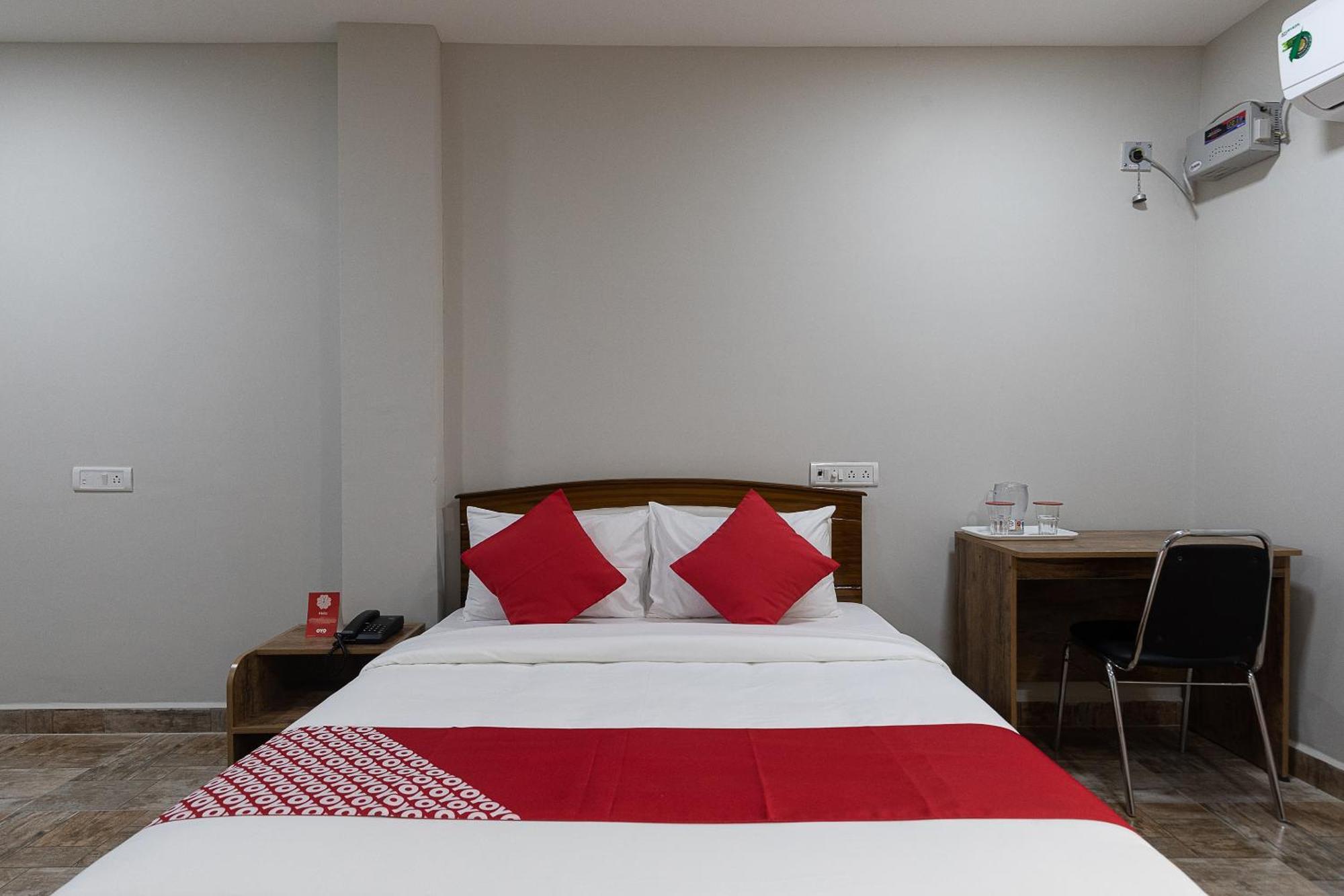 Hotel O Nestle Inn Madras Buitenkant foto
