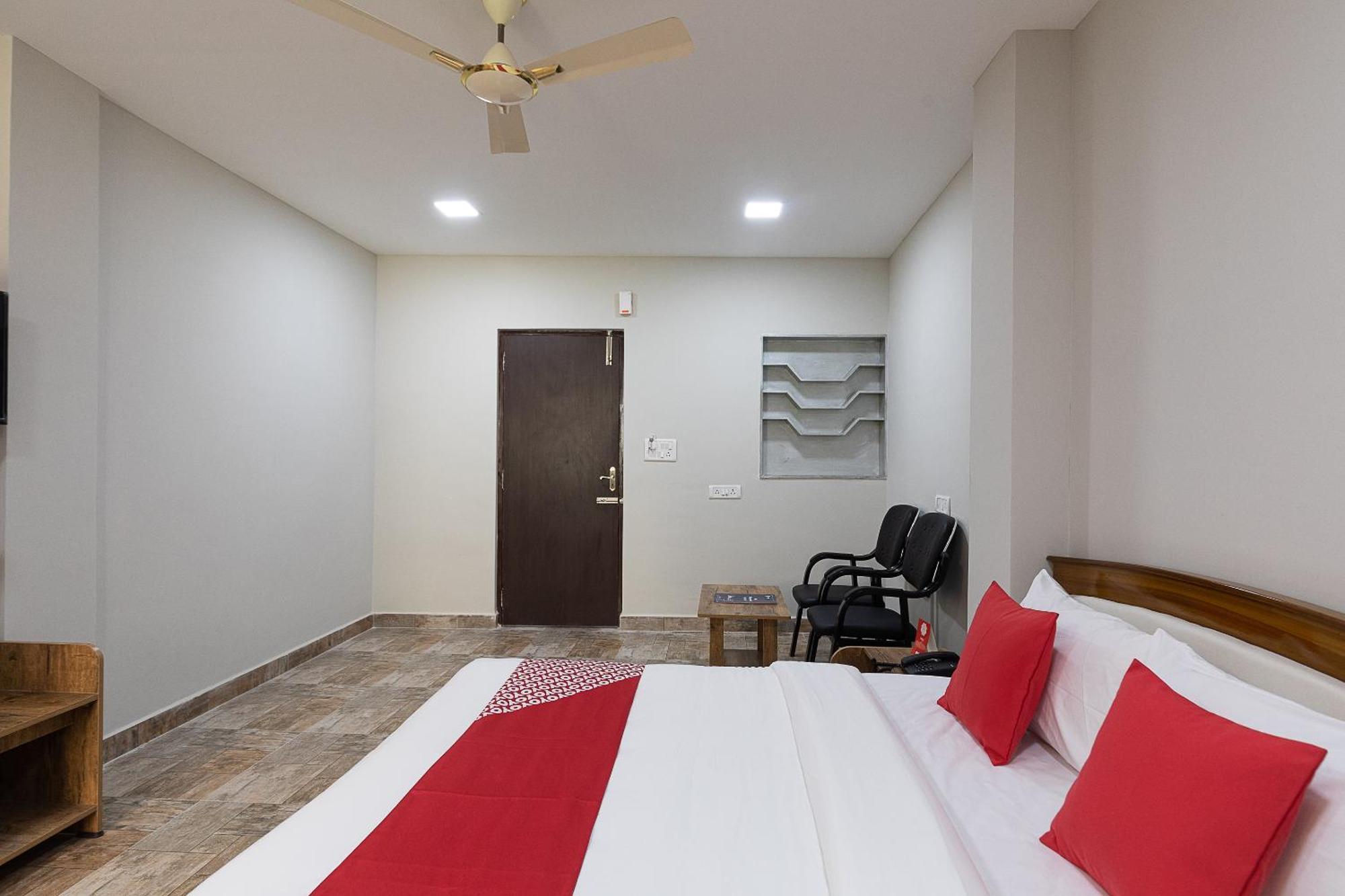 Hotel O Nestle Inn Madras Buitenkant foto