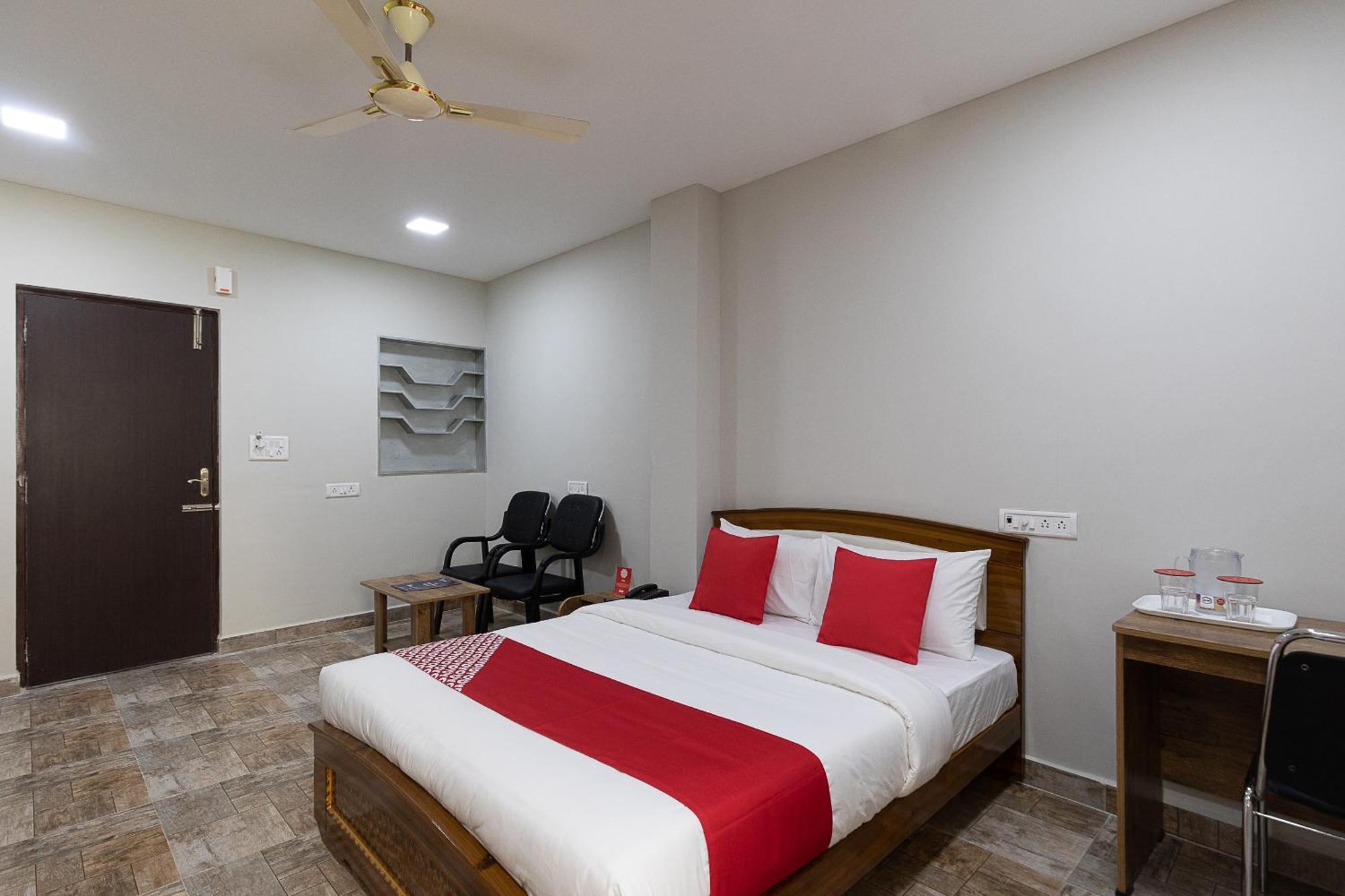 Hotel O Nestle Inn Madras Buitenkant foto